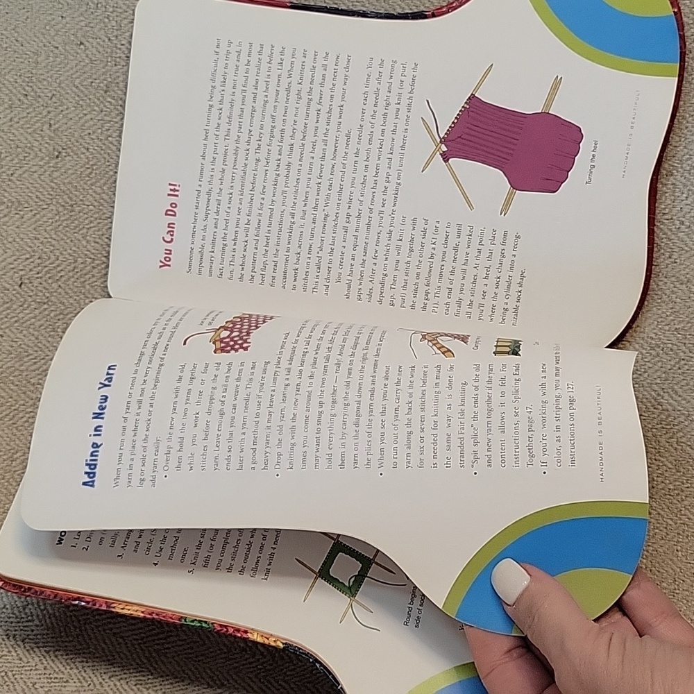 Knit Socks Multicolor Pattern Book - Picture 8 of 8